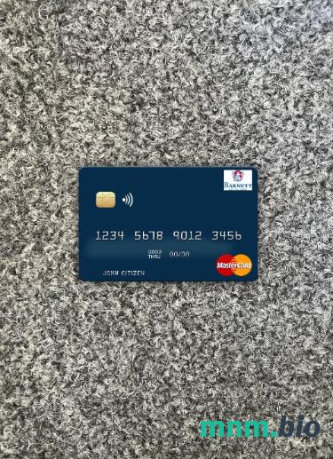 Dominica Barnett Capital bank wygląd zdjęcia mastercard skan PSD + zdjęcie